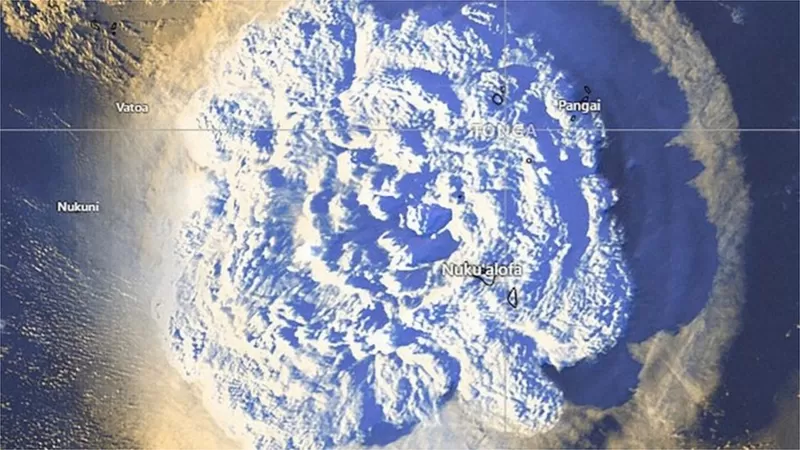 Tonga yanardağ patlaması uzay görüntüsü